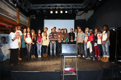 Biz Schleswig-Holstein'lıyız - Sahne  Gençlerin