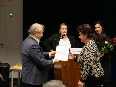 TGSH feiert Absolventinnen von MomStarter