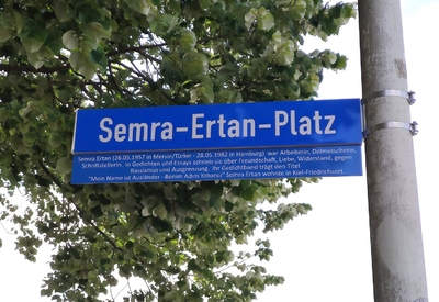 Gedenkveranstaltung zur Einweihung des Semra-Ertan-Platz in Kiel/ Friedrichsort